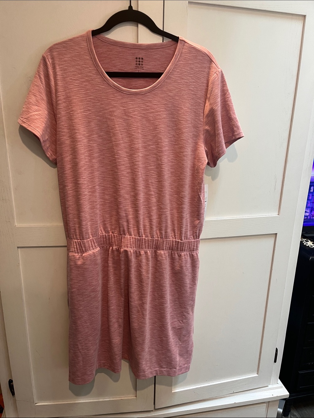 Title nine Heathered Rose Short Sleeve Casual Dress